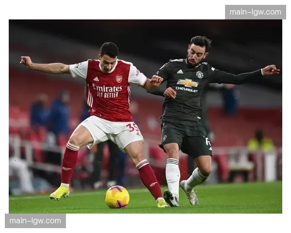 曼联主场逆转击败阿森纳 争冠格局再生变数